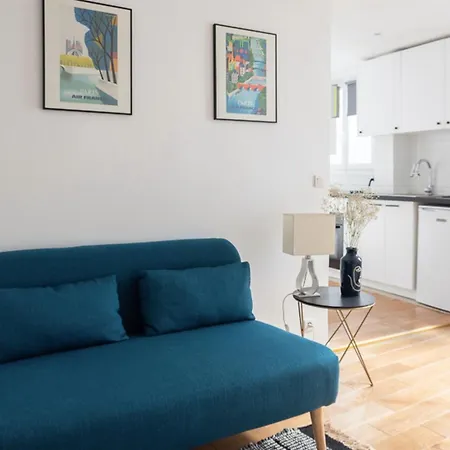 Love Cocoon Nest Near Montmartre Apartment